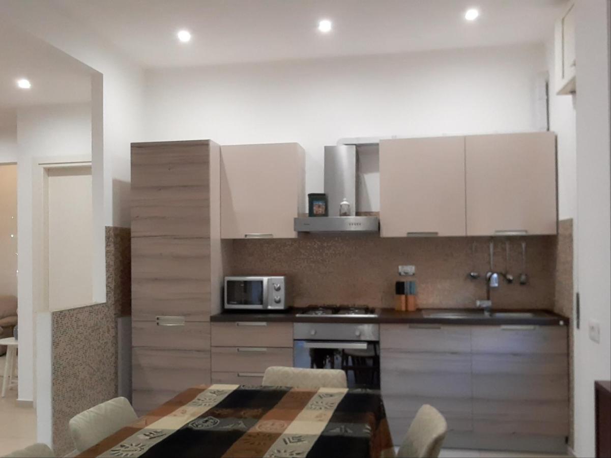 דירות Casa Galante Ostia Centro מראה חיצוני תמונה