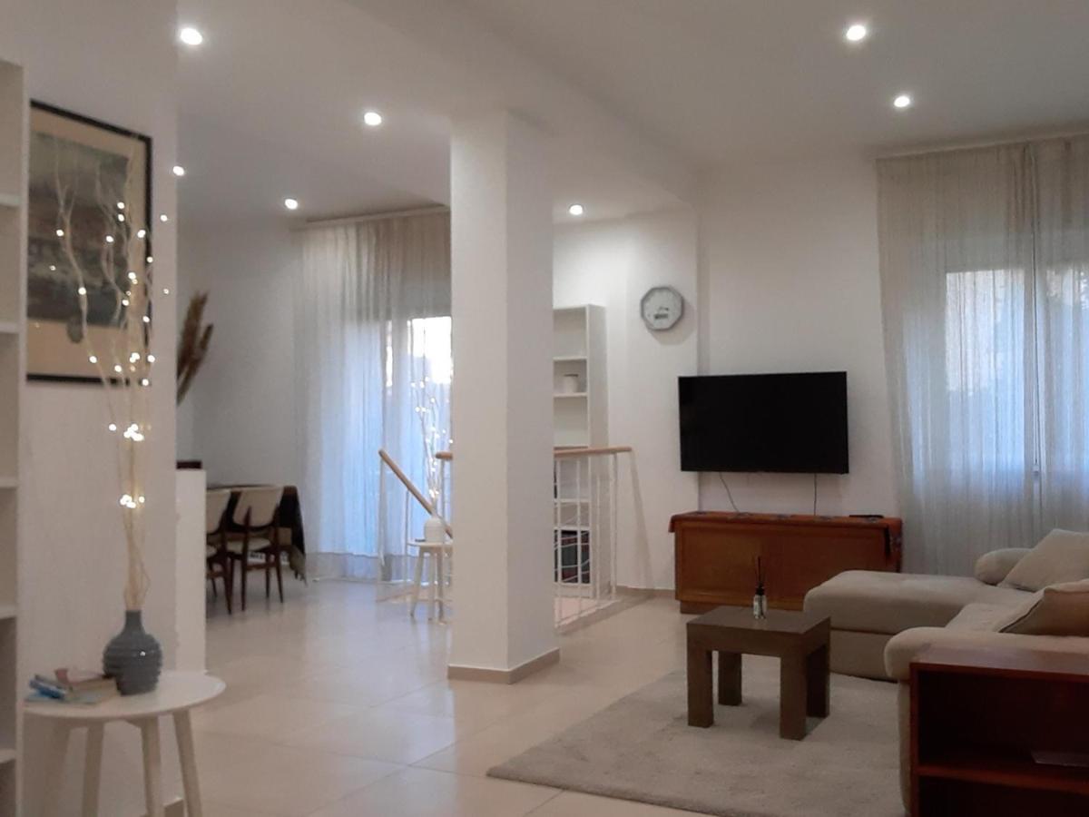 דירות Casa Galante Ostia Centro מראה חיצוני תמונה
