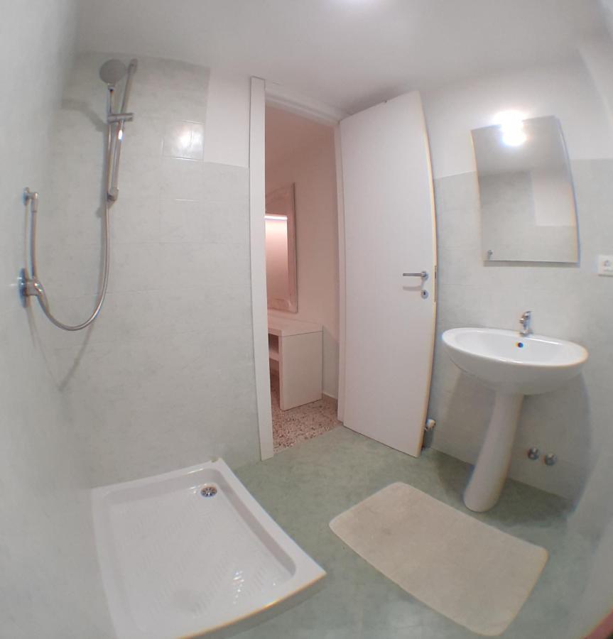 דירות Casa Galante Ostia Centro מראה חיצוני תמונה